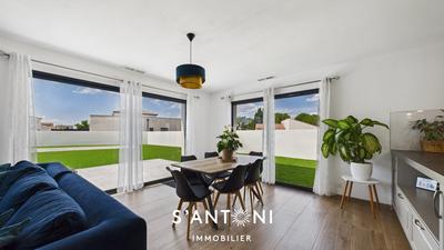 Maison - 111 m² - 4 pièces