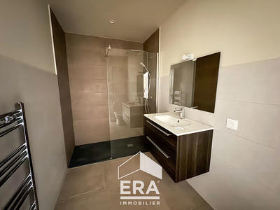 Appartement - 96 m² - 4 pièces