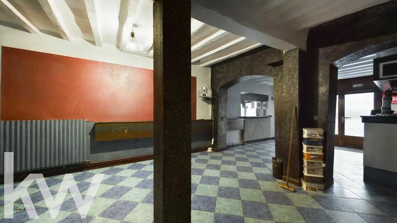 Immeuble mixte - 237 m² - 3 pièces