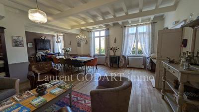 Maison - 426 m² - 14 pièces