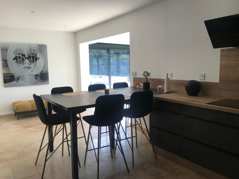 Villa - 180 m² - 5 pièces