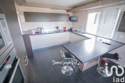 Maison - 217 m² - 6 pièces