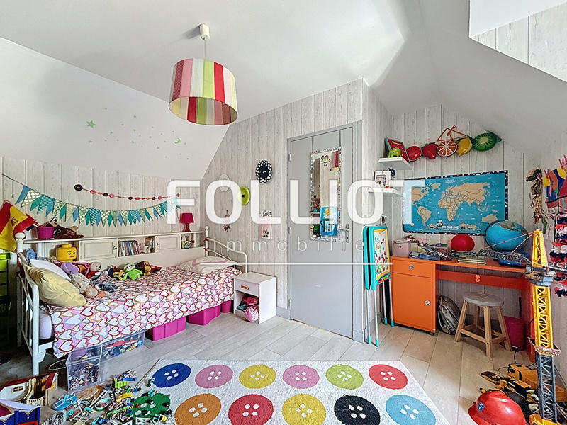 Maison - 140 m² - 6 pièces