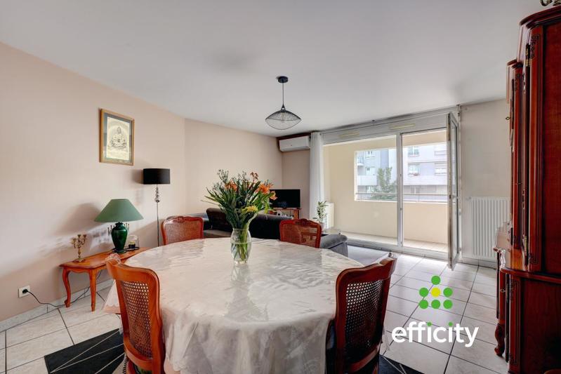 Appartement - 88 m² - 4 pièces