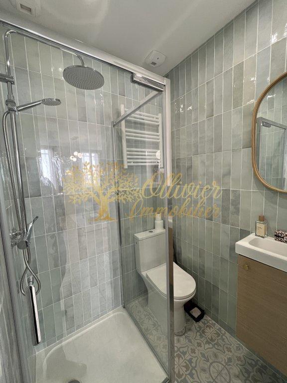 Studio - 28 m² - 1 pièce