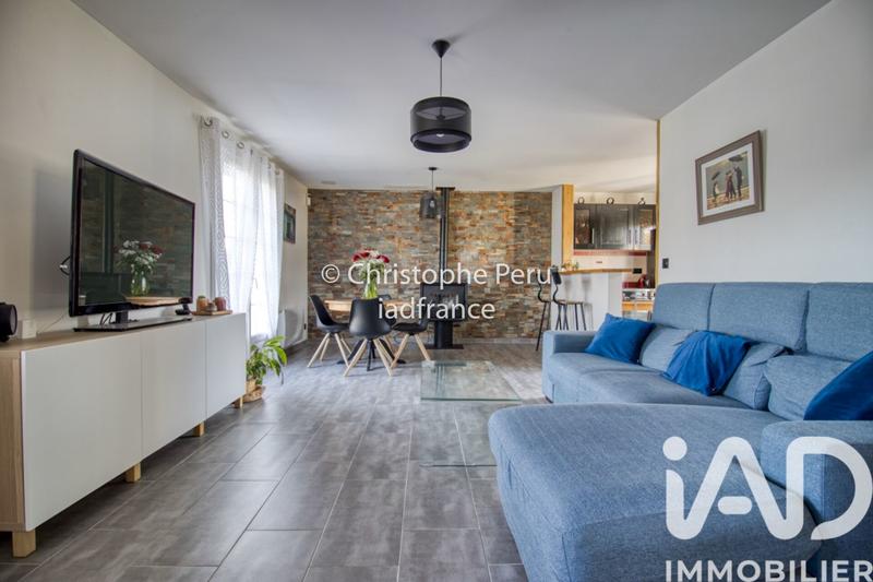 Maison - 92 m² - 5 pièces