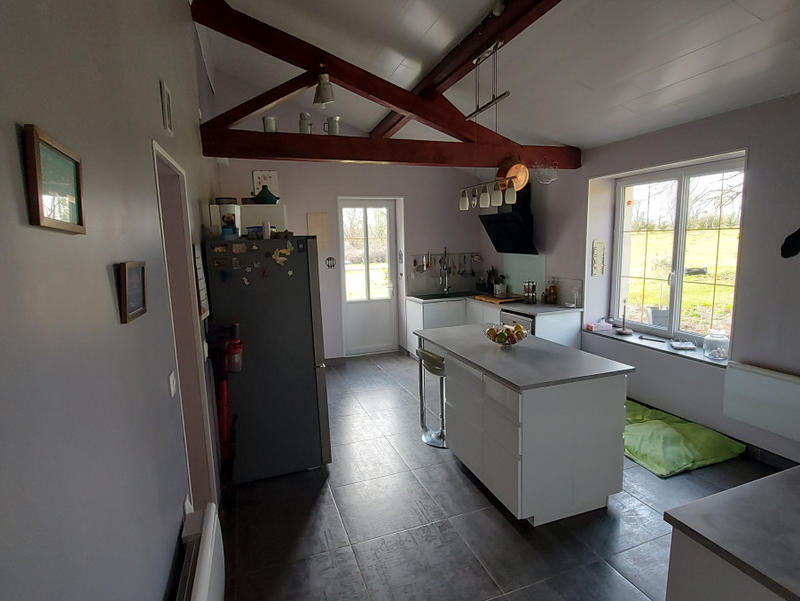 Maison - 307 m² - 11 pièces