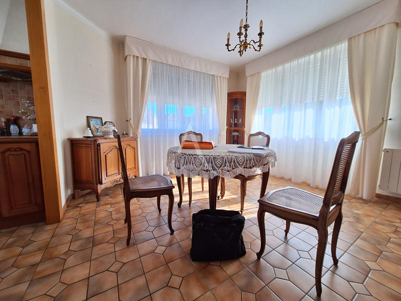 Maison - 160 m² - 8 pièces