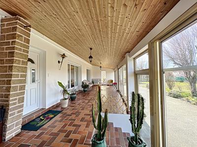 Maison - 208 m² - 6 pièces