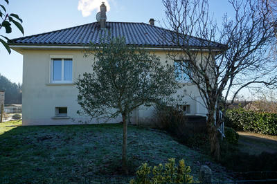 Maison - 85 m² - 4 pièces