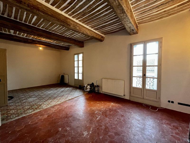 Maison - 279 m² - 9 pièces