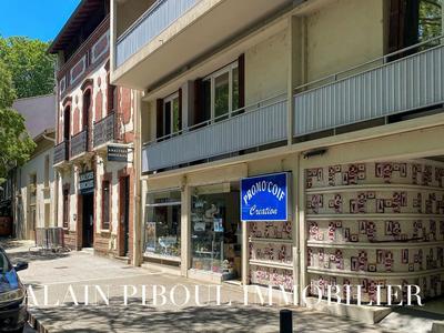 Fonds de commerce - Local commercial - 58 m²