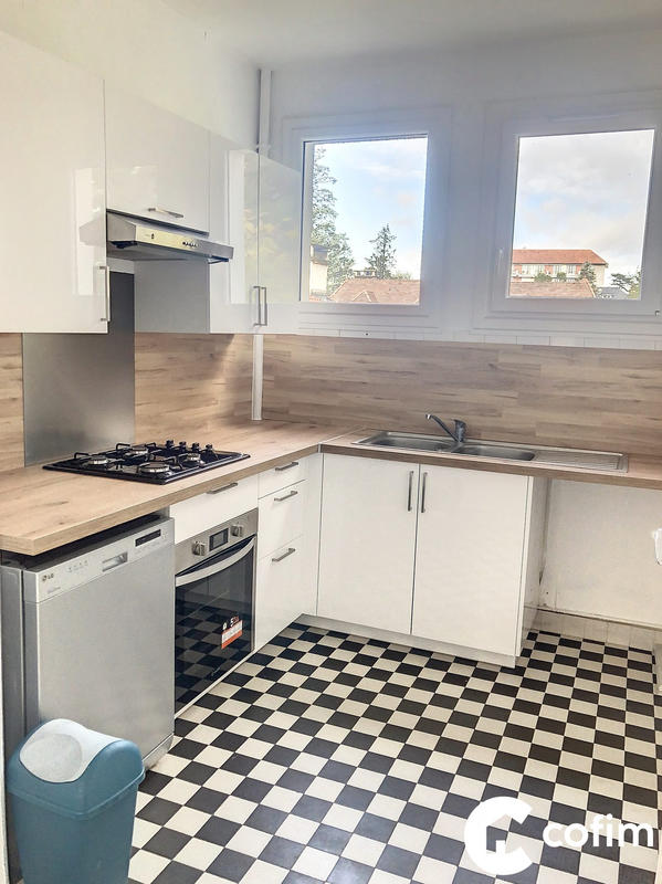 Appartement - 64 m² - 3 pièces