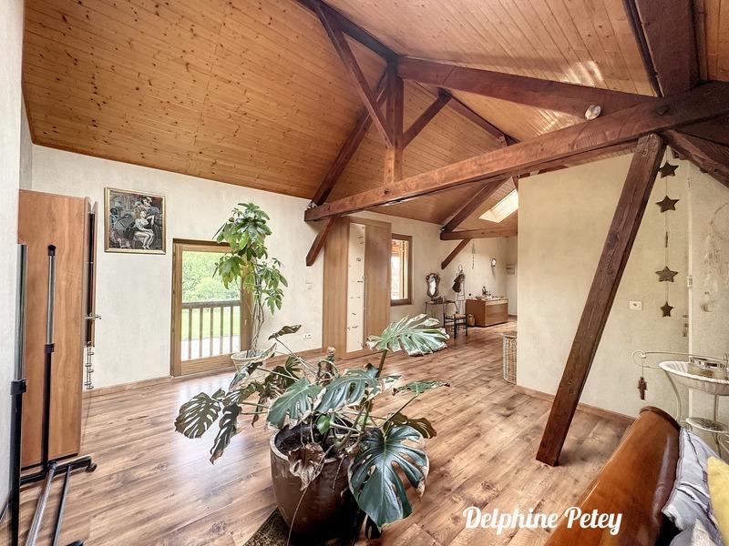 Corps de ferme - 337 m² - 13 pièces