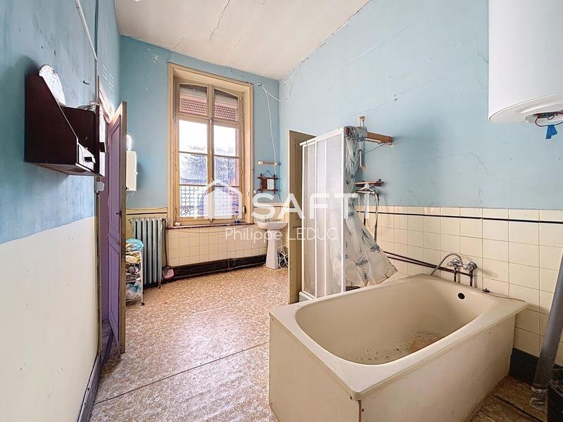 Maison - 259 m² - 8 pièces