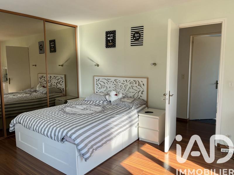 Maison - 206 m² - 7 pièces