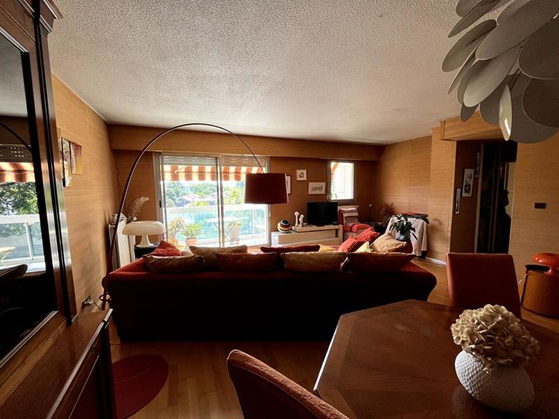 Appartement - 60 m² - 2 pièces