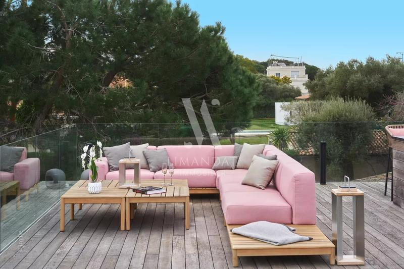 Villa - 330 m² - 7 pièces