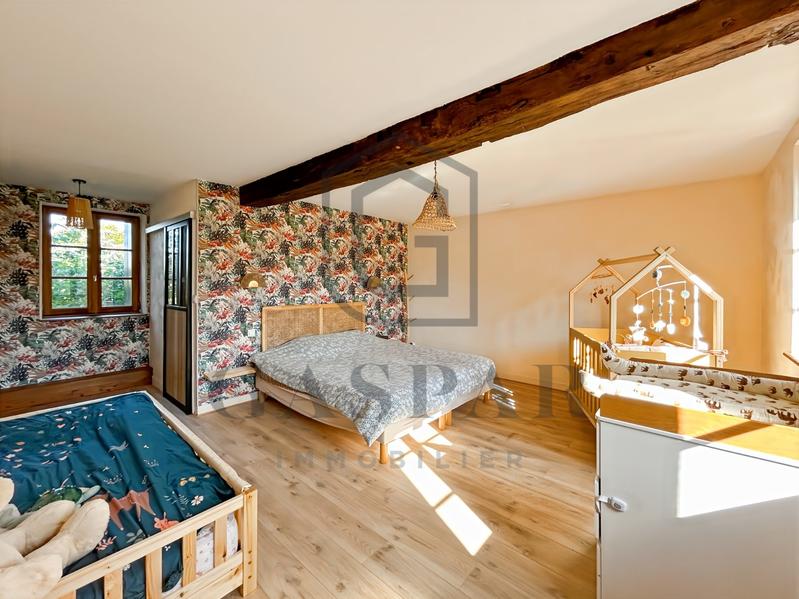 Maison ancienne - 213 m² - 9 pièces