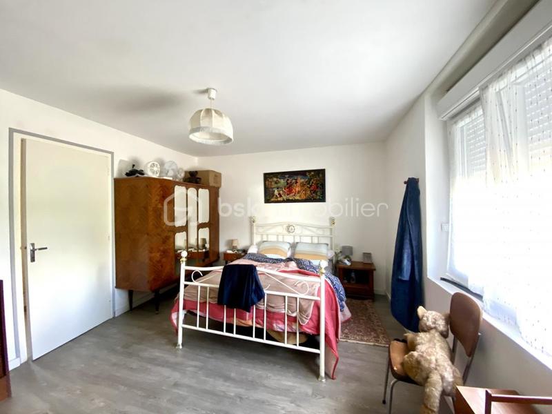 Maison - 203 m² - 8 pièces