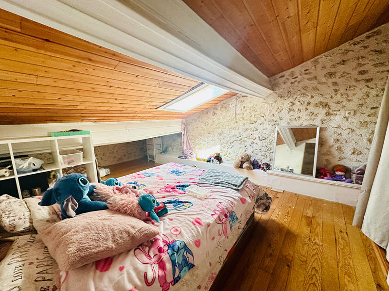 Maison - 255 m² - 7 pièces