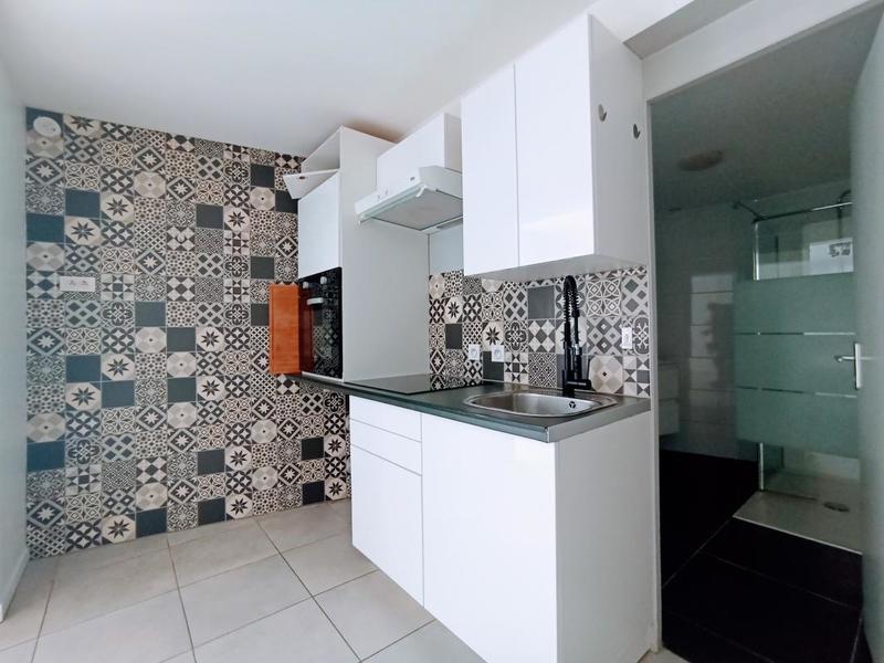 Maison - 99 m² - 5 pièces