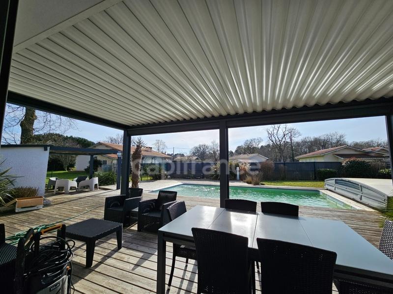 Maison - 121 m² - 5 pièces