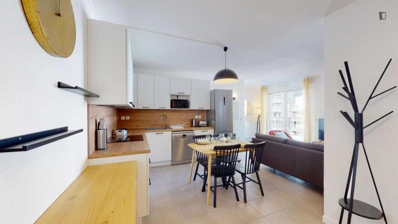 Chambre - 10 m² - 4 pièces