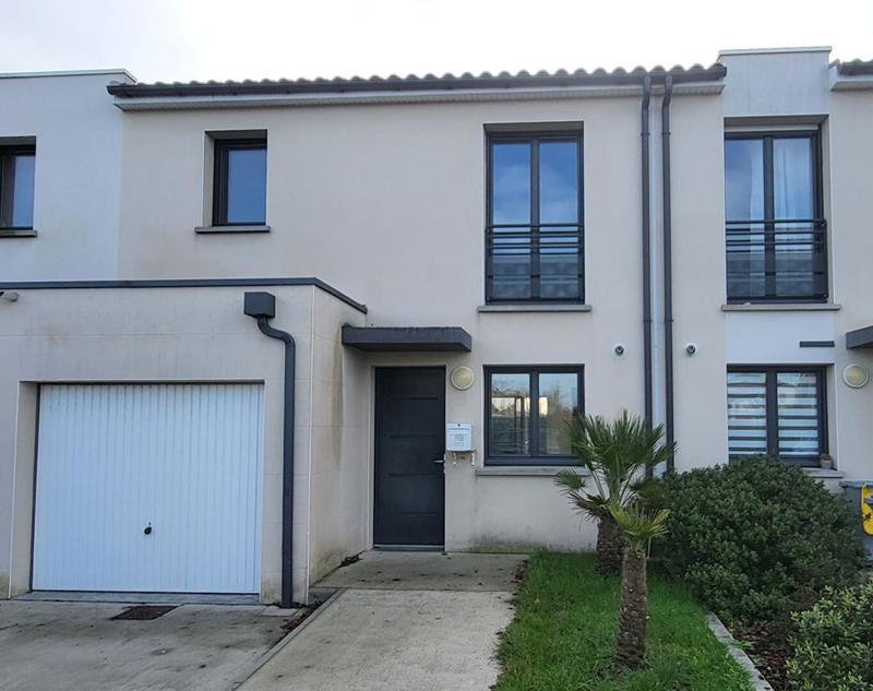 Maison - 80 m² - 4 pièces