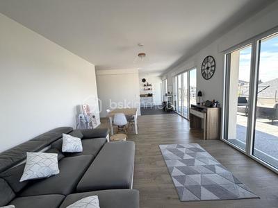 Appartement - 101 m² - 5 pièces