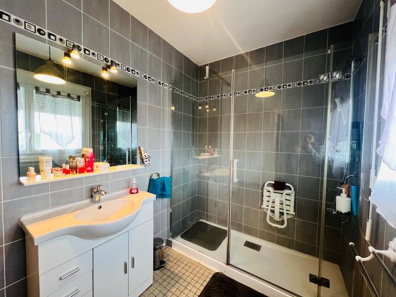 Maison - 92 m² - 4 pièces