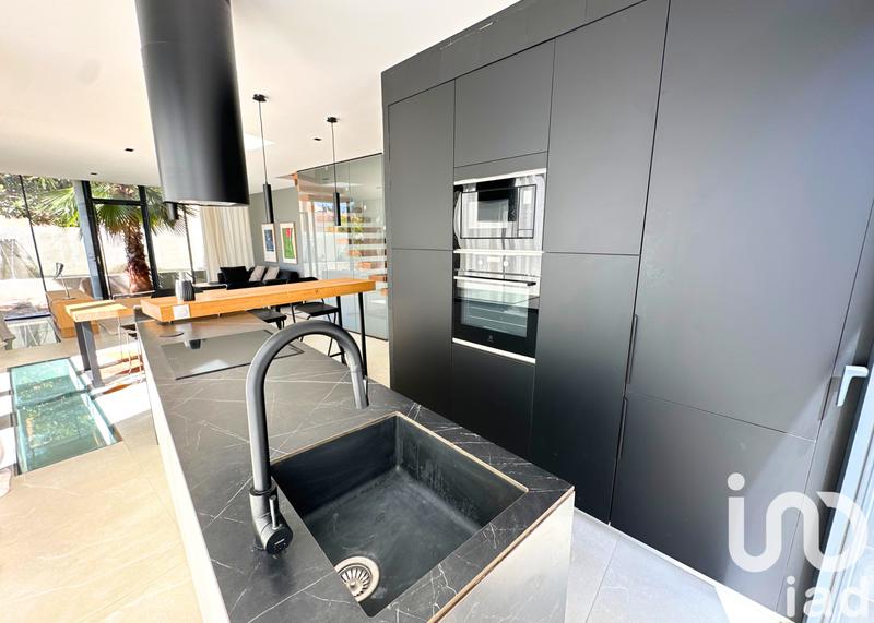 Maison de maîtres - 160 m² - 5 pièces