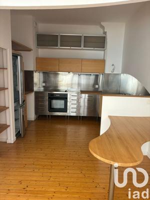 Appartement - 98 m² - 2 pièces