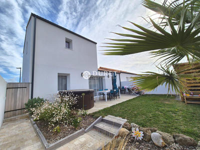 Maison contemporaine - 90 m² - 4 pièces