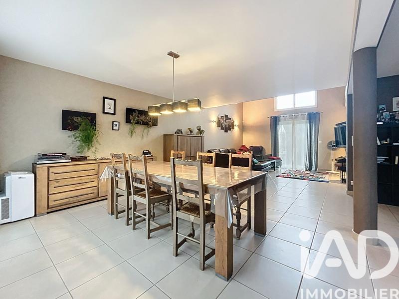 Maison - 152 m² - 6 pièces