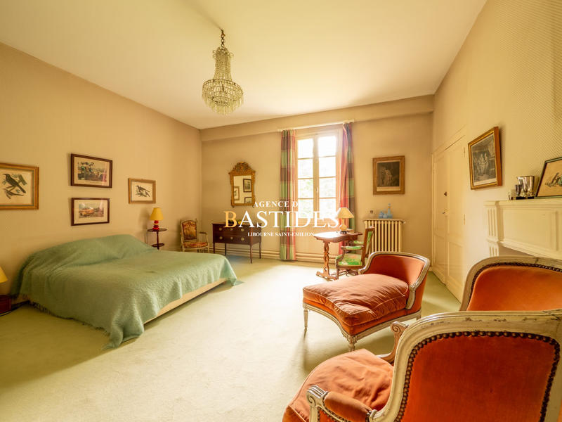 Maison ancienne - 316 m² - 9 pièces