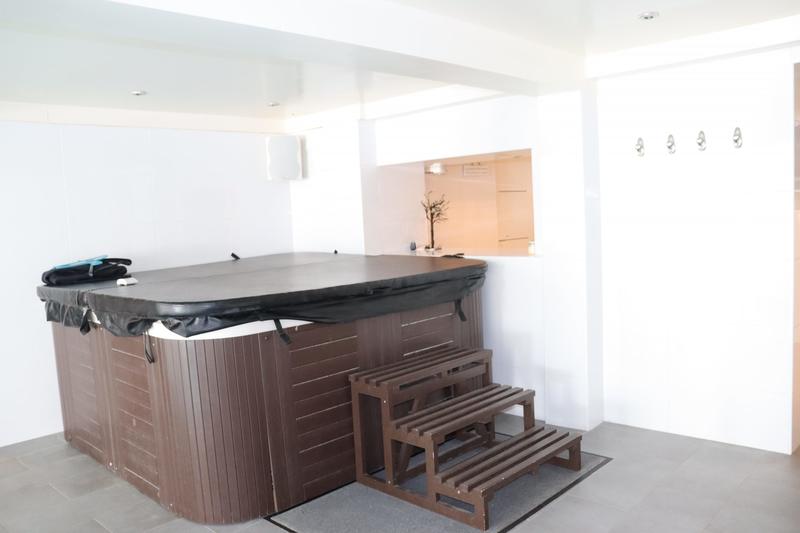 Maison contemporaine - 224 m² - 6 pièces