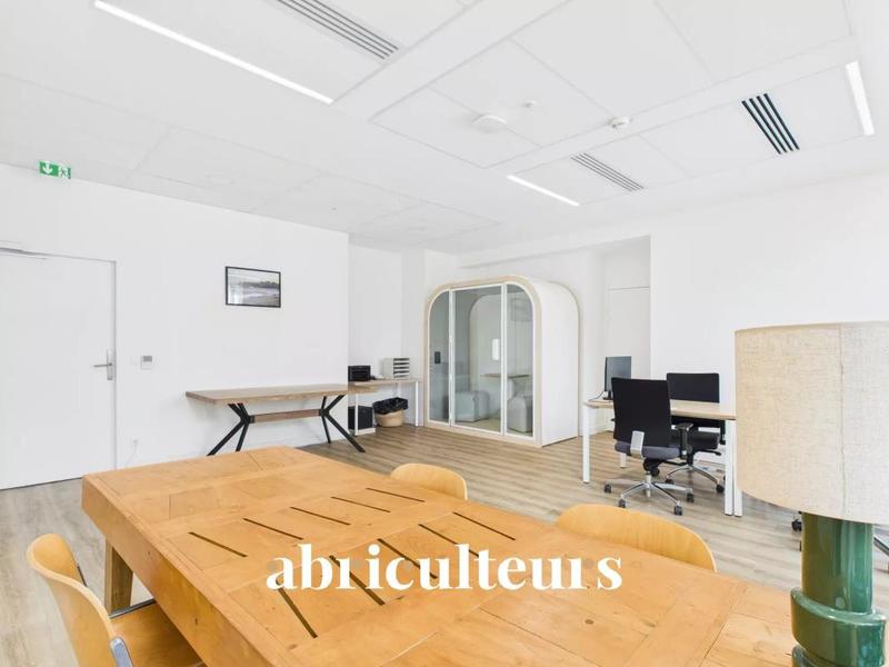 Bureau - 155 m² - 2 pièces