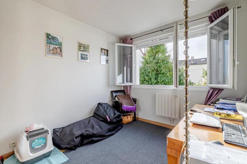 Maison - 200 m² - 8 pièces