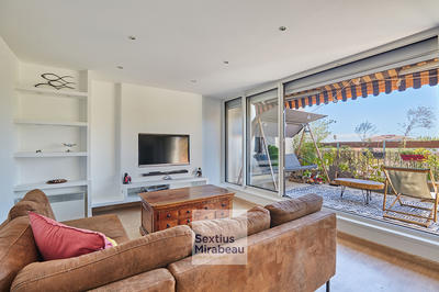 Appartement - 110 m² - 5 pièces