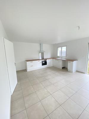 Maison - 89 m² - 4 pièces