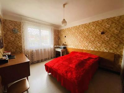 Appartement - 90 m² - 5 pièces