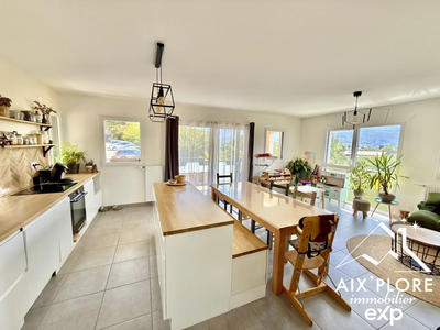 Appartement - 92 m² - 4 pièces