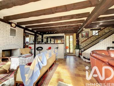 Maison - 290 m² - 9 pièces