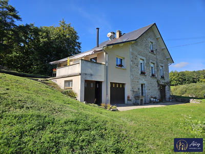 Maison ancienne - 156 m² - 7 pièces