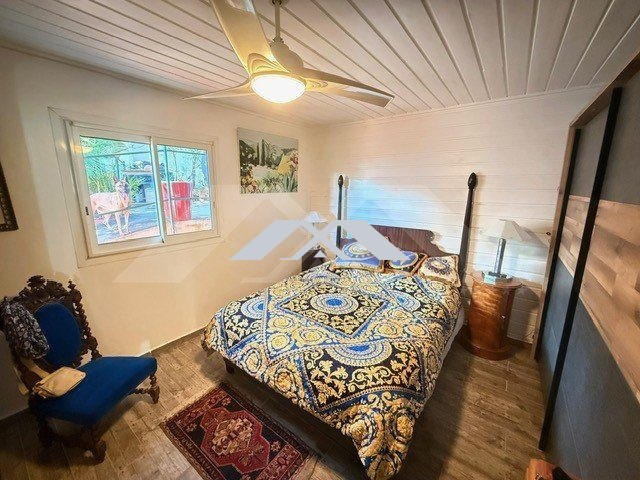 Maison contemporaine - 200 m² - 5 pièces