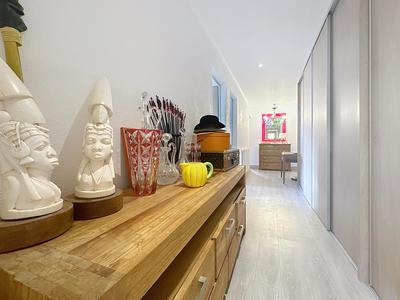 Appartement - 100 m² - 4 pièces