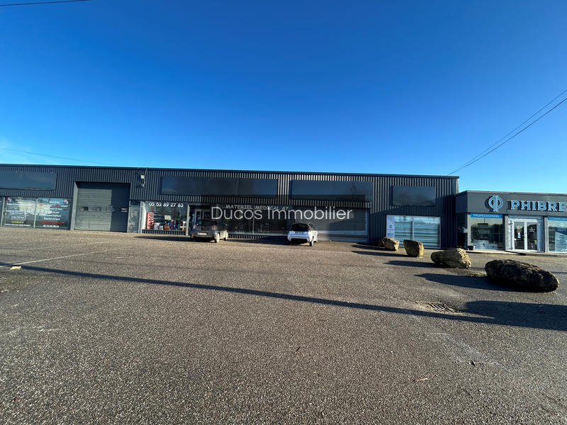 Local commercial - 1 063 m²
