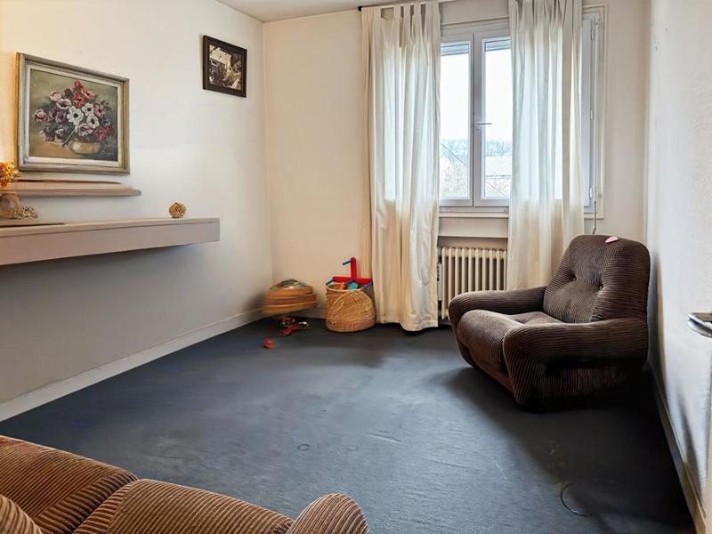 Maison - 240 m² - 10 pièces