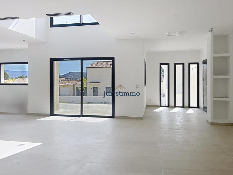Villa - 156 m² - 5 pièces